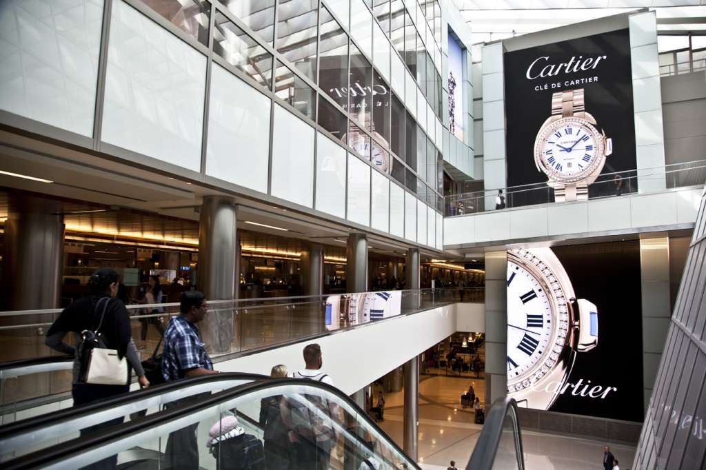 http://folio.jcdecauxna.com/assets/furniture/LAZ/LAZ0407_6_cartier.jpg